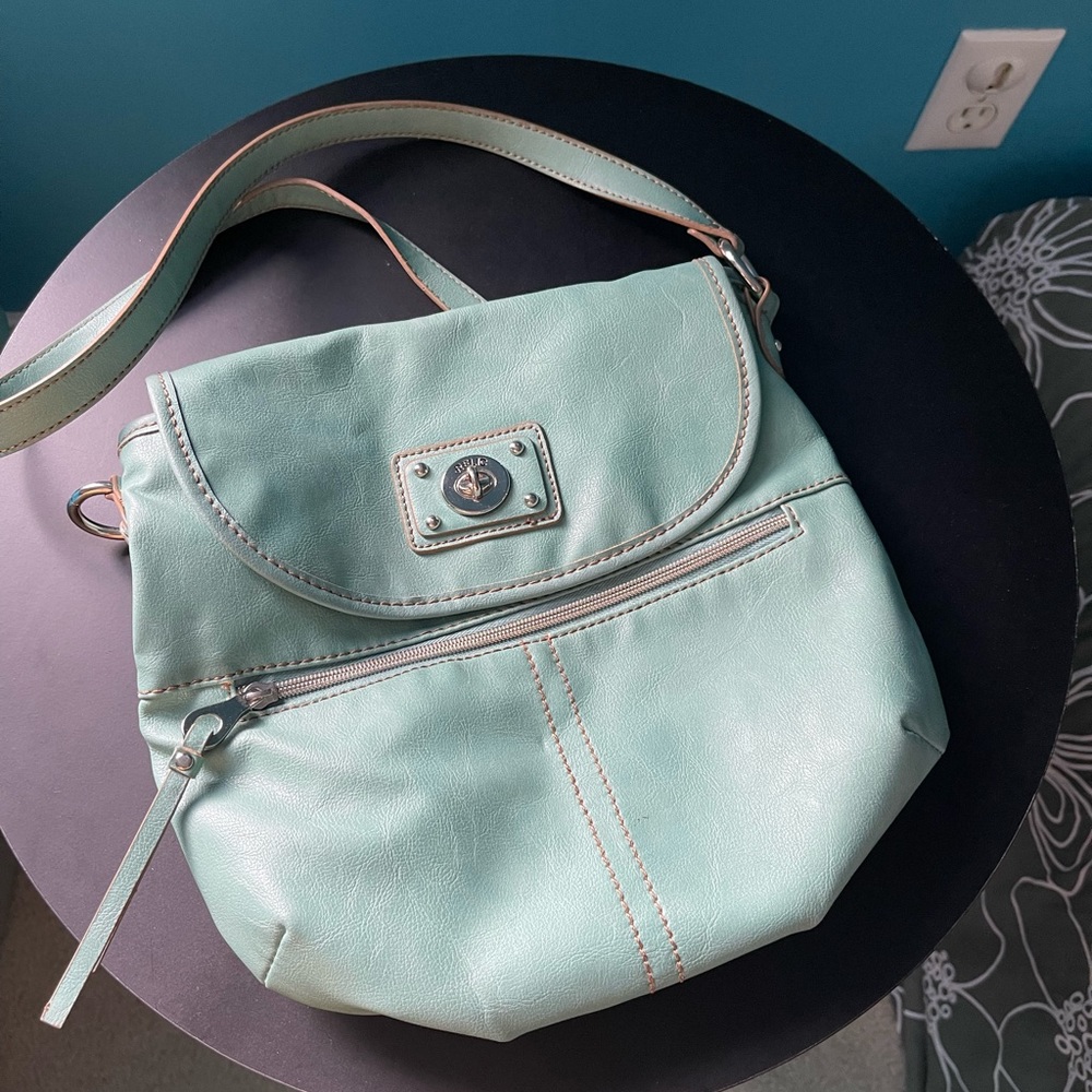 Like New Relic cross body bag